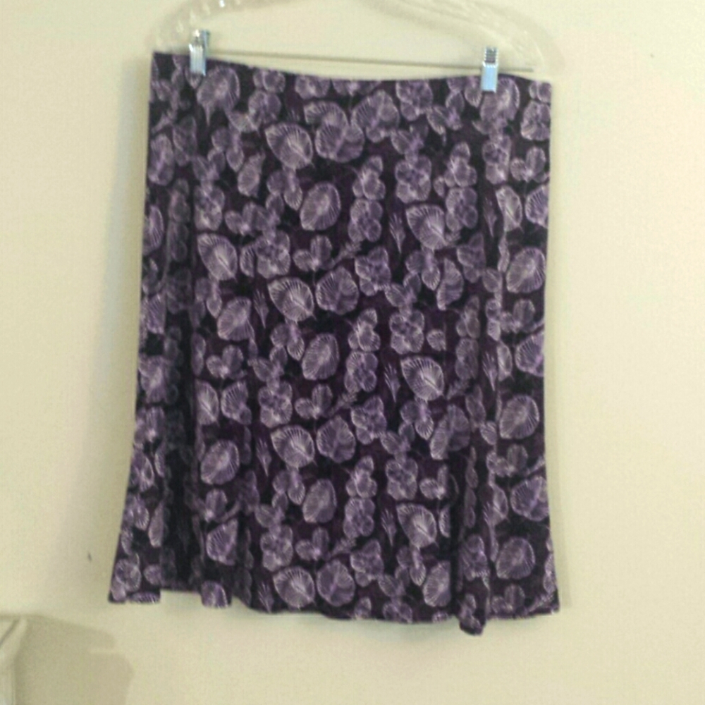 Sag Harbor stretch skirt